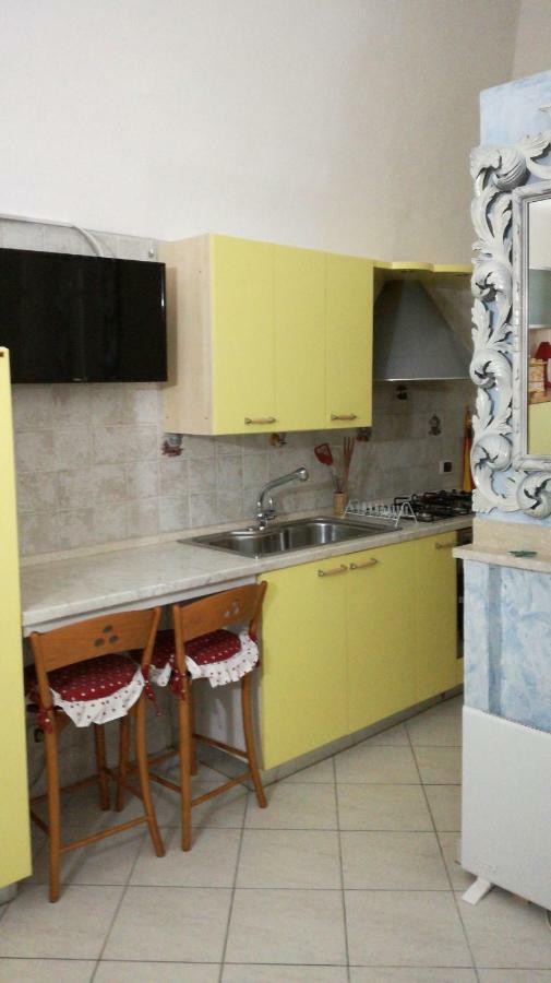 Antoinette Apartment Гаета Екстериор снимка